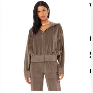 ALO Yoga Cocoa Lounge Ensemble